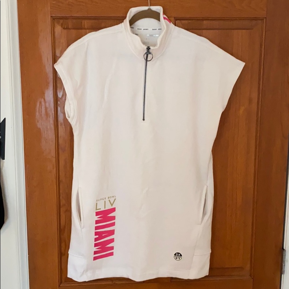 DKNY Sweatshirt